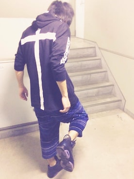 「no brand（ノーブランド）のアイテム（トップス、ブラック系）」を使った、jikomnさん（メンズ・165cm）の秋コーディネート