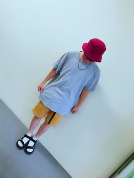 「ROXY（ロキシー）のアイテム（パンツ）」を使った、四頭身さん（メンズ・165cm）の夏コーディネート