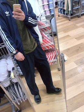 「SEVENDAYS=SUNDAY（セブンデイズサンデイ）のアイテム（スウェット）」を使った、だんごさん（メンズ・177cm）の春コーディネート