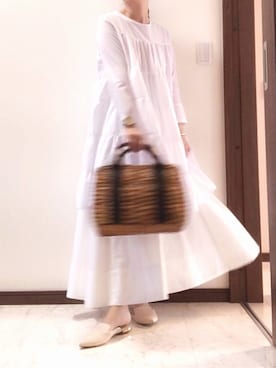 「Aラインスカート」｜「アイテム（ワンピース/ドレス）」を使った、Tomoさん（レディース・160cm）の春コーディネート