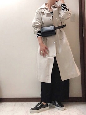 「ベルクロ」｜「アイテム（アクセサリー）」を使った、Tomoさん（レディース・160cm）の秋コーディネート