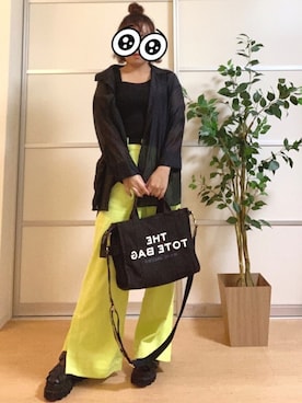 「MARC JACOBS（マークジェイコブス）のアイテム（トートバッグ）」を使った、ハルカさん（レディース・159cm）の秋コーディネート