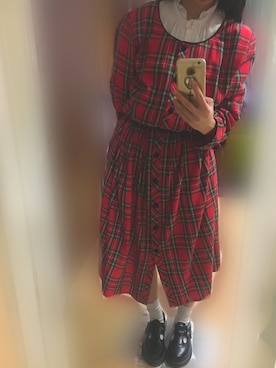 「赤チェック」｜「アイテム（その他シューズ）」を使った、NeNEさん（レディース・153cm）の秋コーディネート