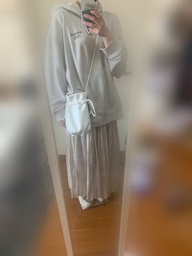 「Kastane」｜「アイテム（パーカー）」を使った、ten0221さん（レディース・157cm）の春コーディネート