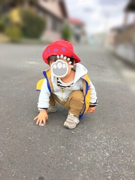 「no brand（ノーブランド）のアイテム（チノパンツ）」を使った、fujimaruさん（キッズ・80cm）の春コーディネート
