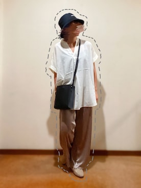 「サテンパンツ」｜「アイテム（アナログ腕時計）」を使った、hi-☻*さん（レディース・150cm）の秋コーディネート
