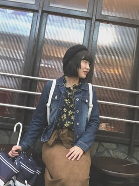 「カフェ」｜「アイテム（ハンチング/ベレー帽）」を使った、ホノカさん（レディース・153cm）の冬コーディネート