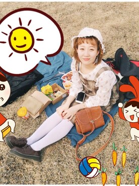 「TYAKASHAのアイテム（オールインワン・サロペット）」を使った、花畑咩さん（レディース・158cm）の春コーディネート