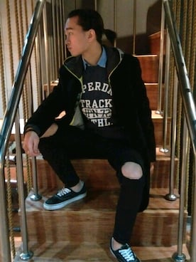 「roots（ルーツ）のアイテム」を使った、劉天宇さん（メンズ・173cm）の冬コーディネート