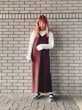 yuzuさんの「【高橋愛さんコラボ】ニットジャンパースカートとロングTシャツセット by LOVE&PEACE PROJECT」を使ったコーディネート