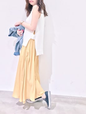「スリット」｜「アイテム（デニムジャケット）」を使った、harukiさん（レディース・154cm）の春コーディネート
