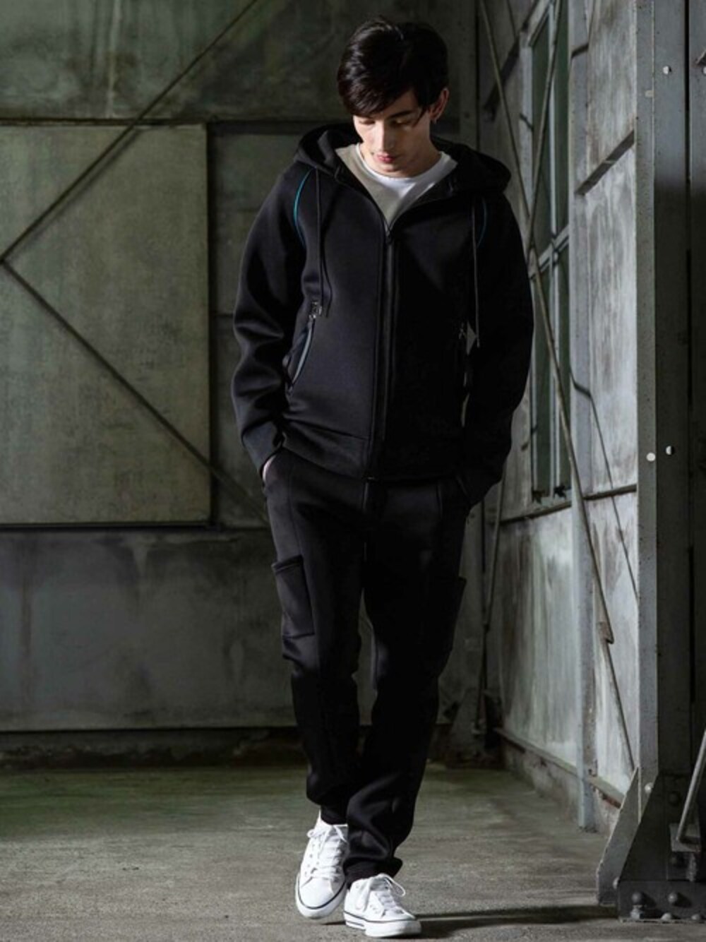 admix_japan(ADMIX-Japan official)｜neutoronicaのパーカーを使った  