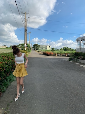 「アイテム（カーゴパンツ、イエロー系）」を使った、🌼hhhholly🌼さん（レディース・157cm）の夏コーディネート