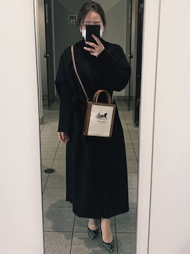 「miu miu（ミュウミュウ）のアイテム（スマホケース/カバー）」を使った、marina❤︎さん（レディース・150cm）の冬コーディネート