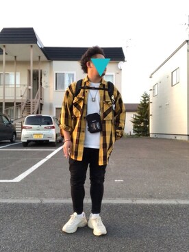 「Supreme （シュプリーム）のアイテム（ボディバッグ/ウエストポーチ、ブラック系）」を使った、waakingさん（メンズ・170cm）の春コーディネート