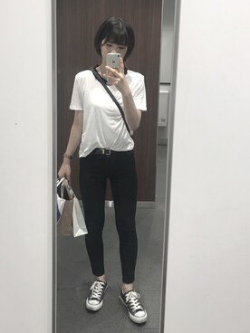 「ZARA（ザラ）のアイテム（Tシャツ/カットソー、ホワイト系）」を使った、いのいのさん（レディース・159cm）の夏コーディネート