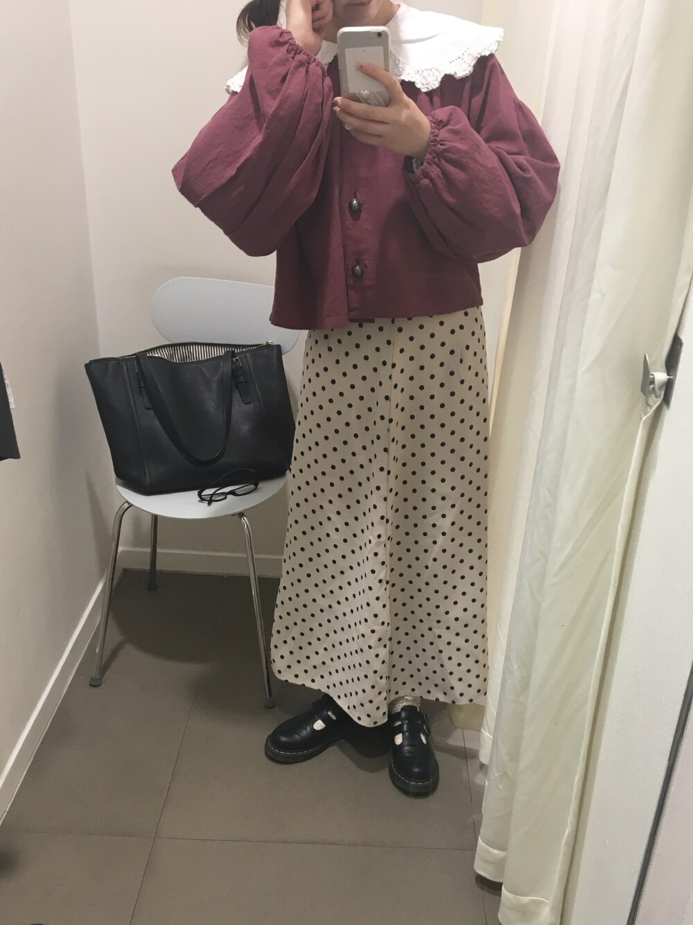 「Another Editionのアイテム（スカート、ホワイト系）」を使った、miniwhites さん（レディース・160cm）の秋コーディネートの1枚目の写真