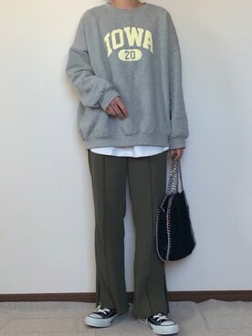 「Auntie Rosa Holiday（アンティローザホリデー）のIOWAカレッジロゴルーズスウェット（スウェット）」を使った、M。さん（レディース・149cm）の春コーディネート