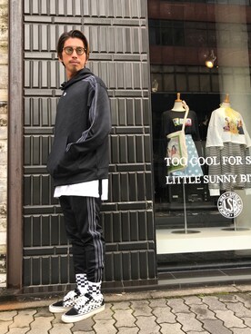 「adidas originals by ALEXANDER WANG」｜よしやす(34歳)さん（メンズ・175cm）の秋コーディネート
