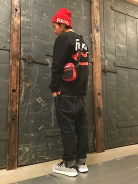 「BlackEyePatch（ブラックアイパッチ）のアイテム（帽子）」を使った、よしやす(34歳)さん（メンズ・175cm）の春コーディネート