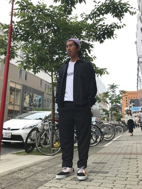 「aie」｜「アイテム（Tシャツ/カットソー）」を使った、よしやす(34歳)さん（メンズ・175cm）の春コーディネート