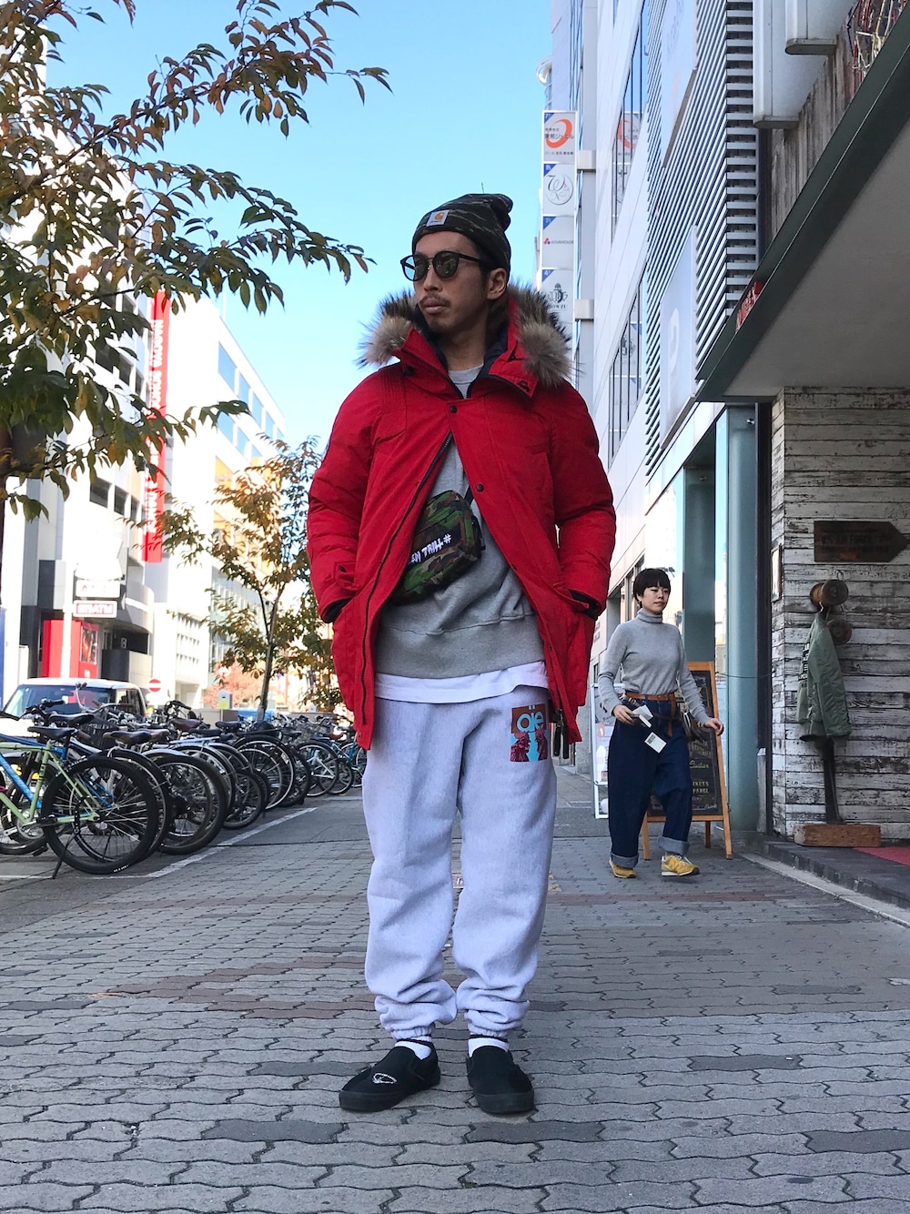 「冬コーデ、carhartt、ootd、adsr、WHITELAND BLACKBURN、秋冬コーデ、aie、whiteland、arcticexplorer、2018マイベストコーデ」｜「Carharttのアイテム（ニットキャップ/ビーニー、その他）」を使った、よしやす(34歳)さん（メンズ・175cm）の冬コーディネートの1枚目の写真