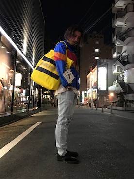 「Calvin Klein（カルバン・クライン）のアイテム（財布/小物）」を使った、よしやす(34歳)さん（メンズ・175cm）の冬コーディネート