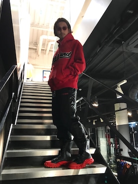 「alexanderwang（アレキサンダーワン）のアイテム（パンツ）」を使った、よしやす(34歳)さん（メンズ・175cm）の冬コーディネート
