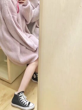 「CONVERSE（コンバース）のアイテム（シューズ、ブラック系）」を使った、nianiaさん（レディース・157cm）の冬コーディネート