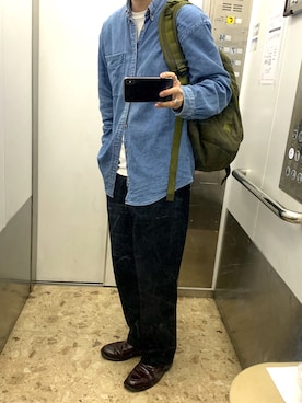 「RED KAP（レッドキャップ）のアイテム（Tシャツ/カットソー）」を使った、OKAMOTOさん（メンズ・174cm）の秋コーディネート