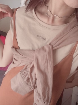 「部屋撮り」｜なげちさん（レディース・157cm）の春コーディネート