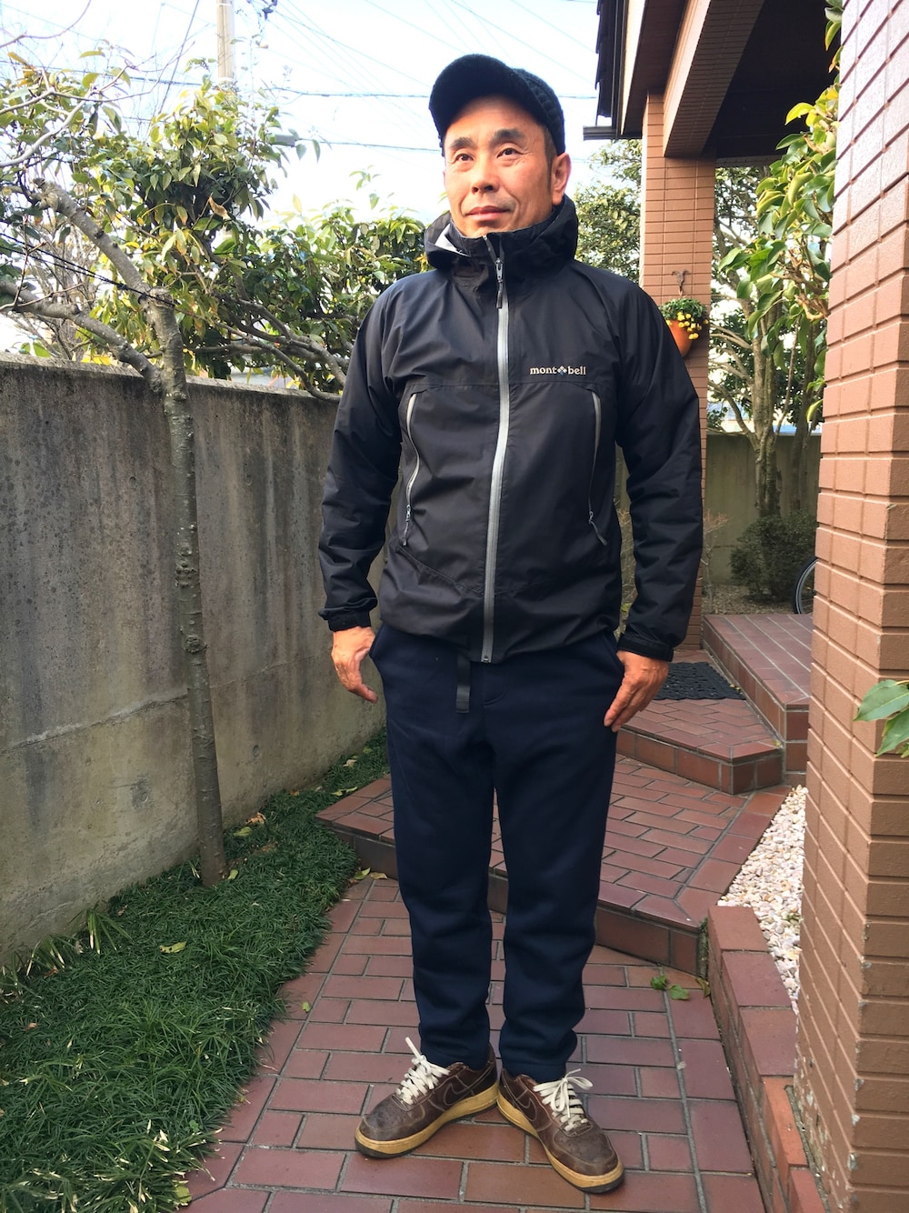 mont-bellのマウンテンパーカーを使った人気ファッション
