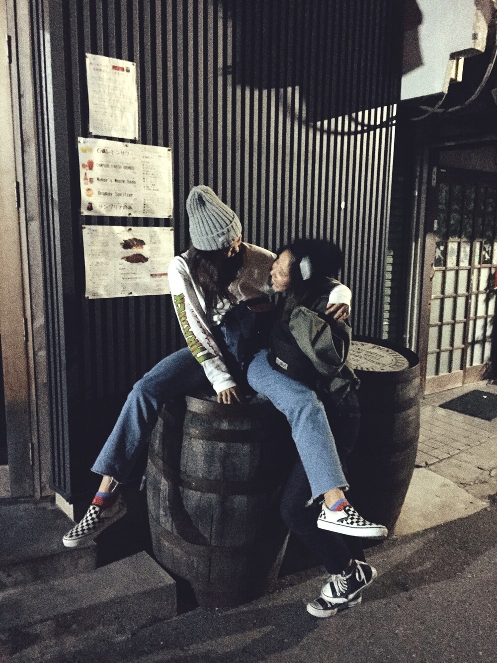 「FOREVER 21のアイテム（ニットキャップ/ビーニー、グレー系）」を使った、marina さん（レディース・157cm）の秋コーディネートの1枚目の写真