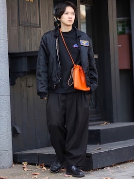 「レースアップシューズ」｜「アイテム（MA-1）」を使った、加藤元気さん（メンズ・177cm）の冬コーディネート