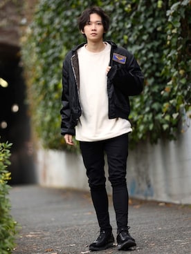 「くすみカラー」｜「アイテム（MA-1）」を使った、加藤元気さん（メンズ・177cm）の冬コーディネート