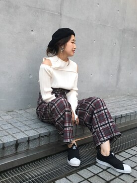 「アイテム（イヤリング）」を使った、momocoさん（レディース・163cm・20代）の秋コーディネート