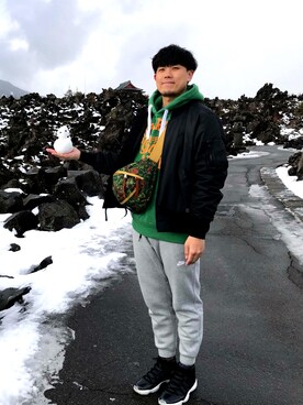 「NIKE（ナイキ）のアイテム（MA-1）」を使った、OLEEさん（メンズ・183cm）の冬コーディネート
