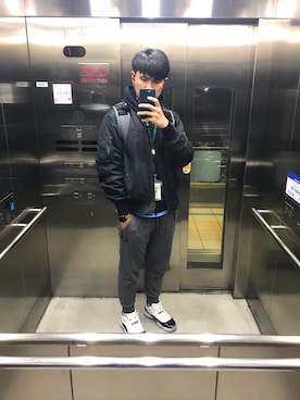 「NIKE（ナイキ）のアイテム（MA-1）」を使った、OLEEさん（メンズ・183cm）の春コーディネート
