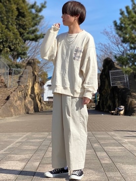 「消えそうな色コーデ」｜「アイテム（スウェット）」を使った、ゆーすけさん（メンズ・166cm）の春コーディネート