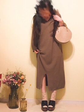 「Kastane（カスタネ）の鹿の子スリットニットワンピ（ワンピース、ブラウン系）」を使った、Chig.さん（レディース・154cm）の春コーディネート