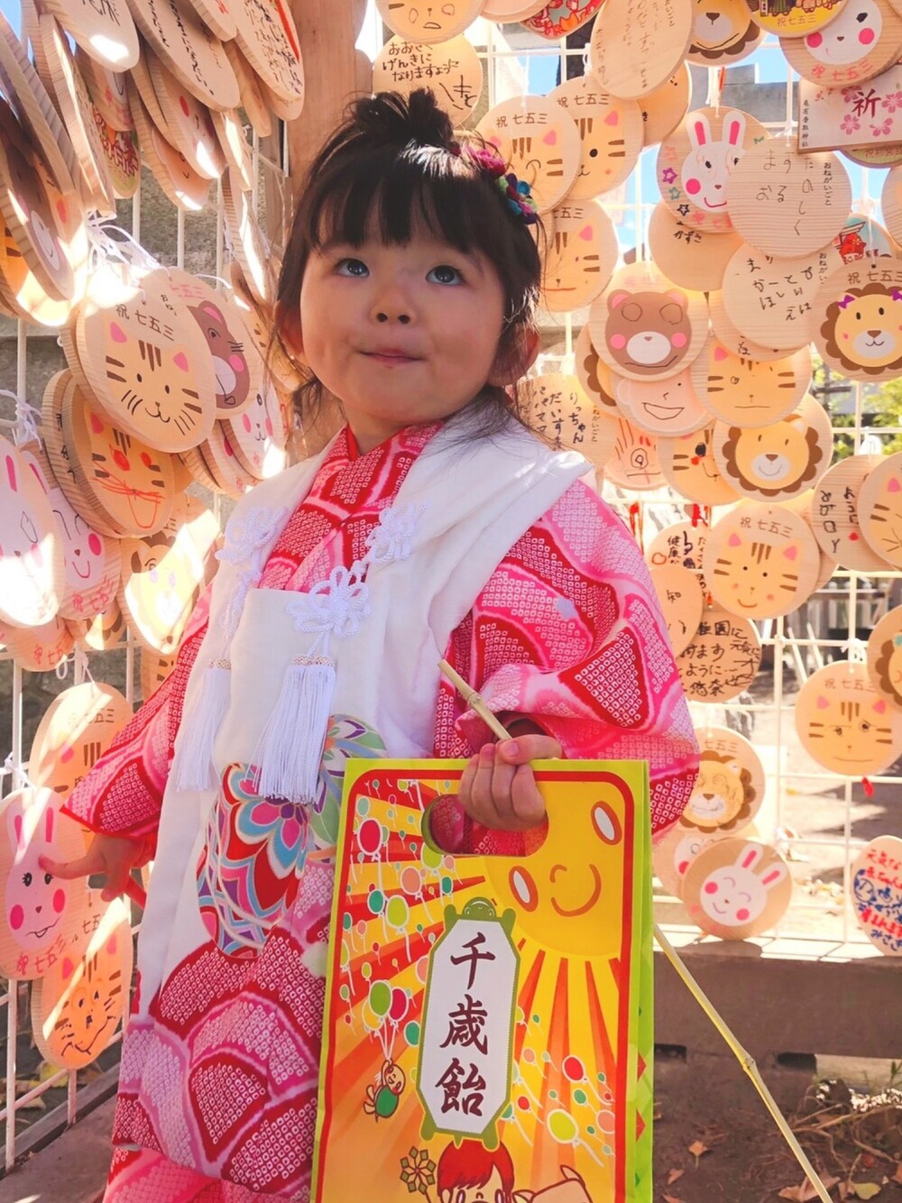 「七五三、かぐら、3歳」｜「かぐらのアイテム（その他、レッド系）」を使った、nana⭐︎🌙さん（キッズ・90cm）の秋コーディネートの1枚目の写真