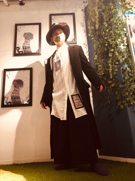 薬師  ファッション×RADWIMPSさんの（Yohji Yamamoto | ヨウジヤマモト）を使ったコーディネート