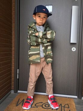 「アイテム（マウンテンパーカー）」を使った、AOさん（キッズ・110cm）の春コーディネート