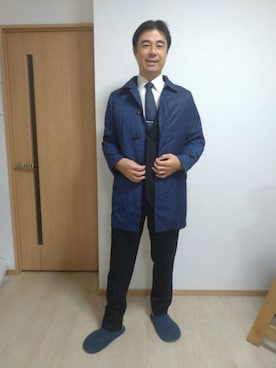 「ポリエステル」｜「アイテム（ステンカラーコート）」を使った、ハルさん（メンズ・175cm）の冬コーディネート