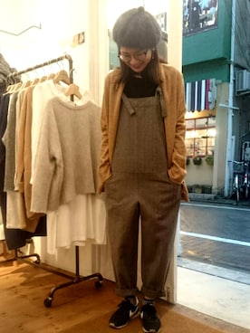 「YARRA（ヤラ）のアイテム（オールインワン・サロペット）」を使った、YARRA吉祥寺店さん（レディース・158cm）の冬コーディネート
