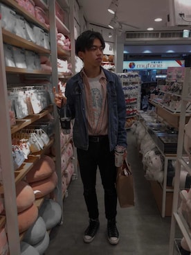 「NET（ネット）のアイテム（ジャケット/アウター）」を使った、梁欣諺さん（メンズ・180cm）の冬コーディネート