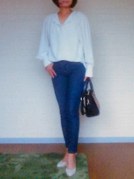 「inter-chaussures（インターショシュール）のアイテム」を使った、tomoさん（レディース・154cm）の秋コーディネート