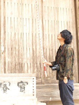 「ゆるカジ」｜「アイテム（アクセサリー）」を使った、238さん（メンズ・177cm）の春コーディネート