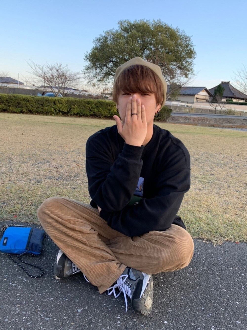 「ゆるコーデ、ベレー帽」｜「Mr.COVERの【 日本製 】 コットン混素材 キャスベレー / キャスケット ベレー帽 2WAY仕様（キャスケット、ベージュ系）」を使った、238さん（メンズ・176cm）の冬コーディネートの1枚目の写真