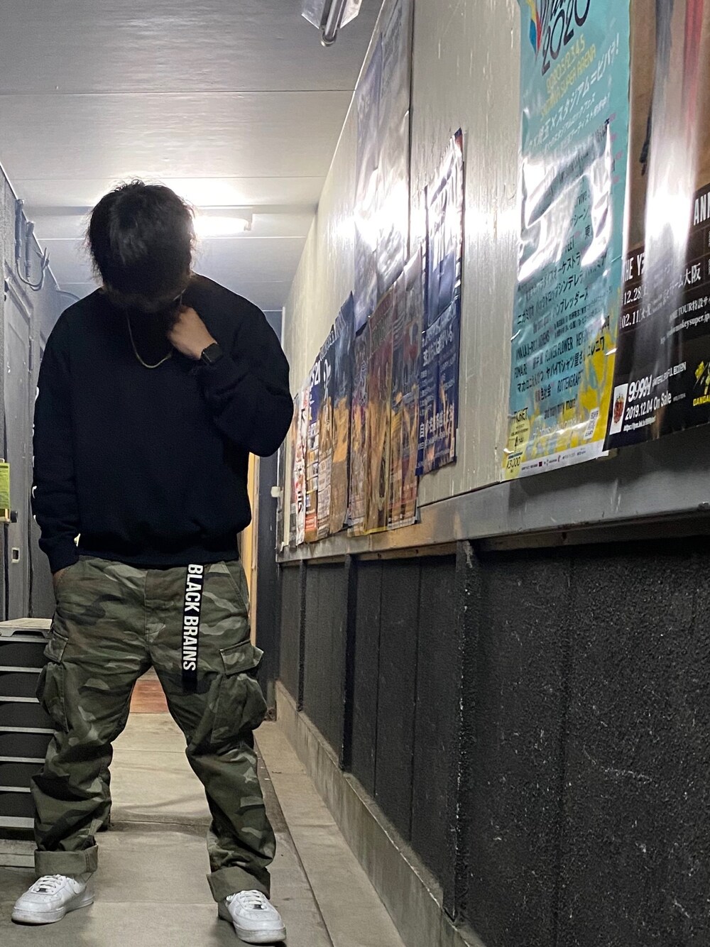 「熊谷、ストリート」｜「NIKEの＜NIKE＞ AIR FORCE 1 07/スニーカー（スニーカー、ホワイト系）」を使った、238さん（メンズ・176cm）の春コーディネートの1枚目の写真